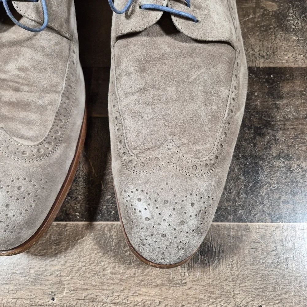 Hugo Boss Oxford Dress Shoes Men 12 Brown Suede Wingtip Made in Italy Blue Laces